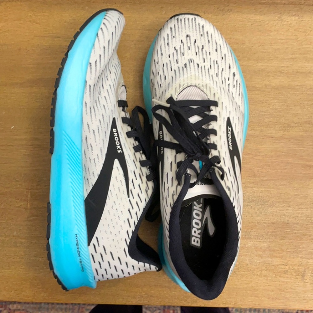 Brooks Hyperion Tempo 8.5